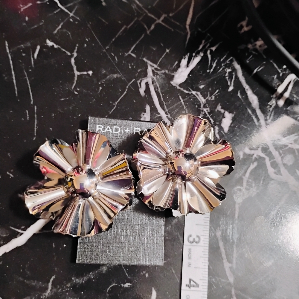 NIB Rad + Rae Poppy Earrings - Picture 4 of 6